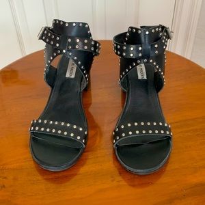 Steve Madden Black Studded Ankle Strap Sandals Sz 8